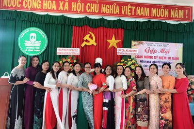 HÌNH TẬP THỂ NỮ GV